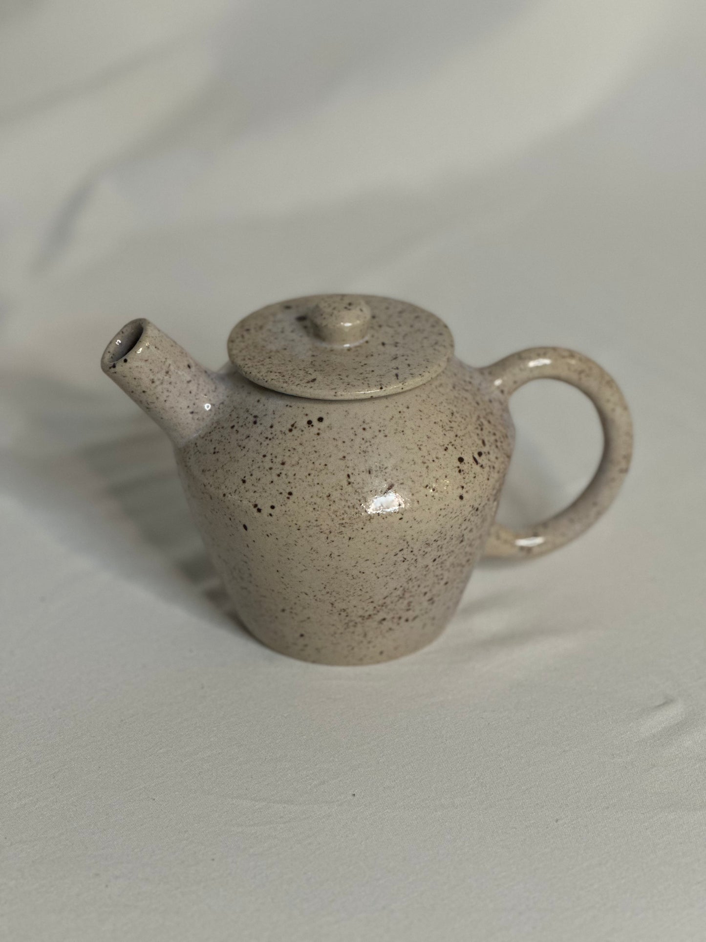 7/31 - Théière mouchetée