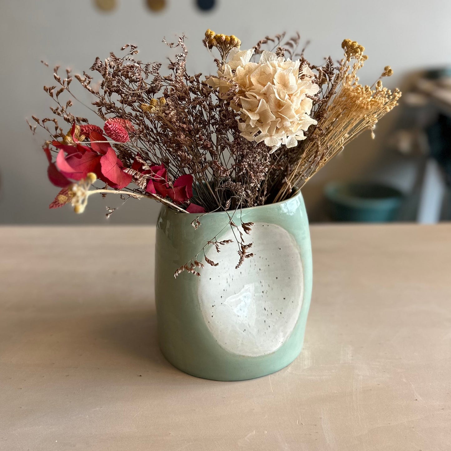 Souvenir de grossesse • Empreinte de ventre sur vase (45min) - Cà Phê Studio
