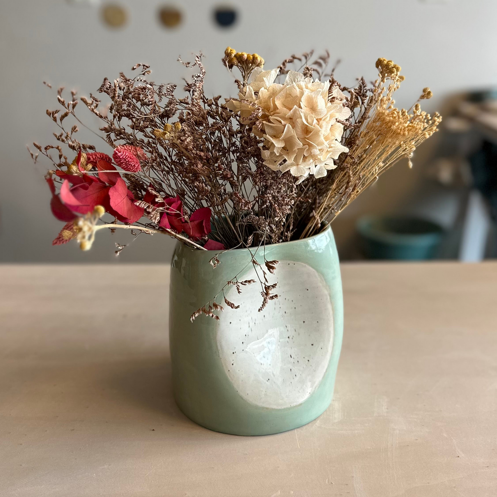 Souvenir de grossesse • Empreinte de ventre sur vase (45min) - Cà Phê Studio